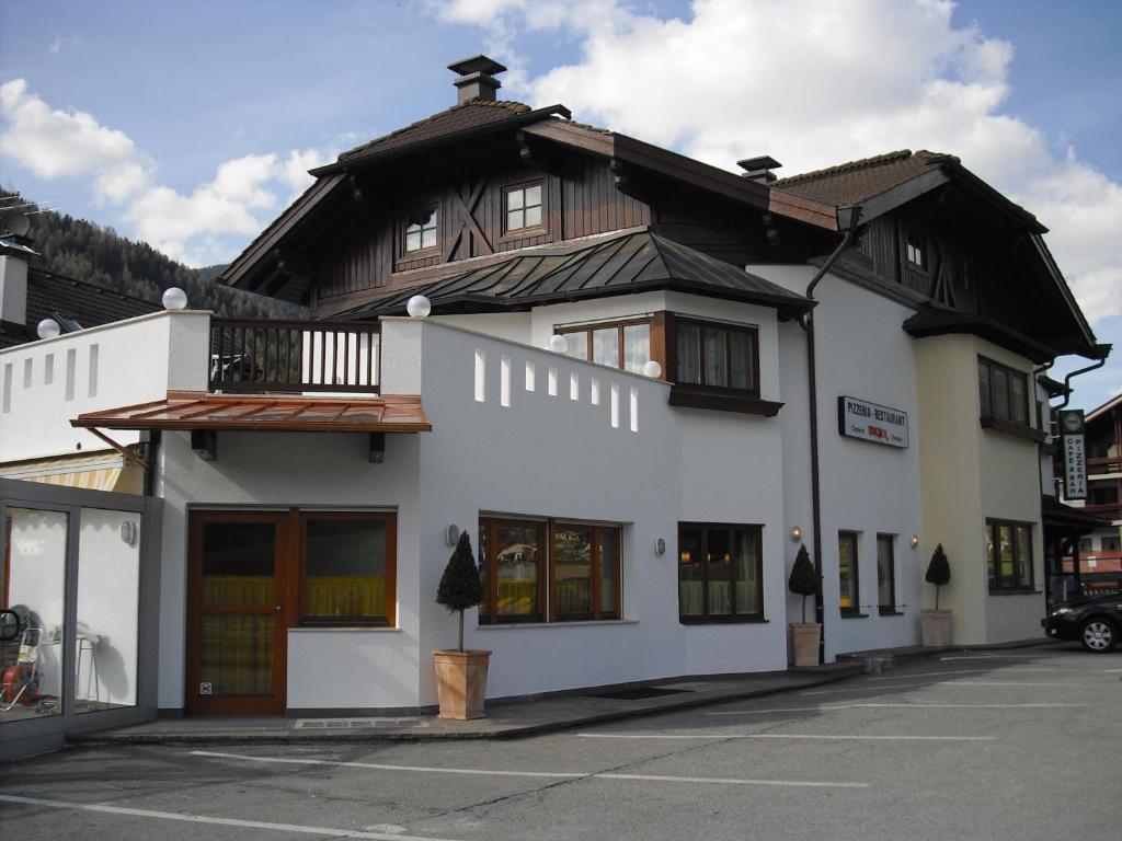 Pizzeria Restaurant Wieser Rasun di Sotto Bilik gambar